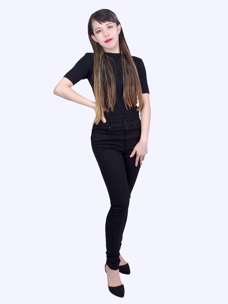 アクター 岡元 美帆